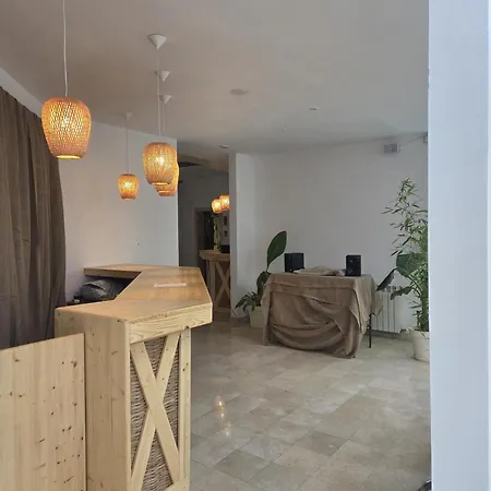 Caprice ゲストハウス